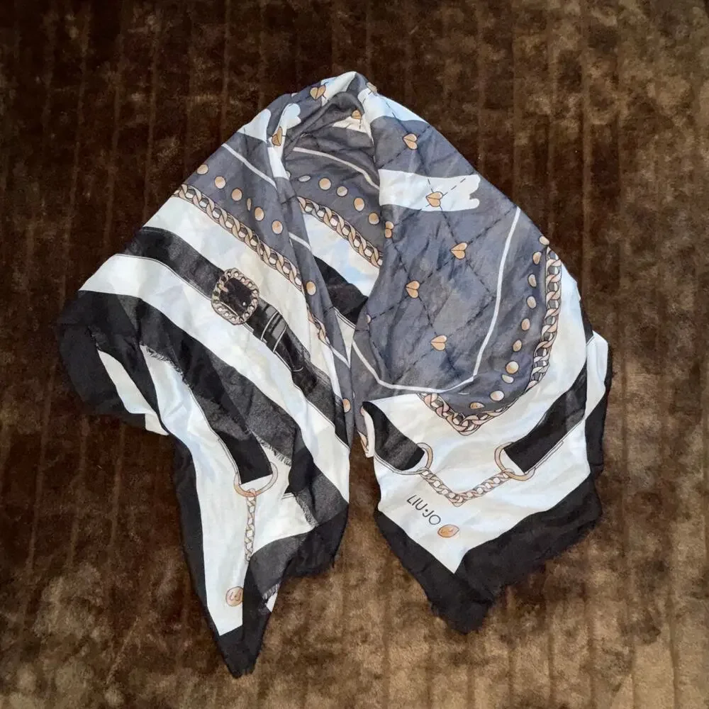 Liu Jo HUGE 49” Square Ultra Lightweight Scarf in‎ PRISTINE CONDITION